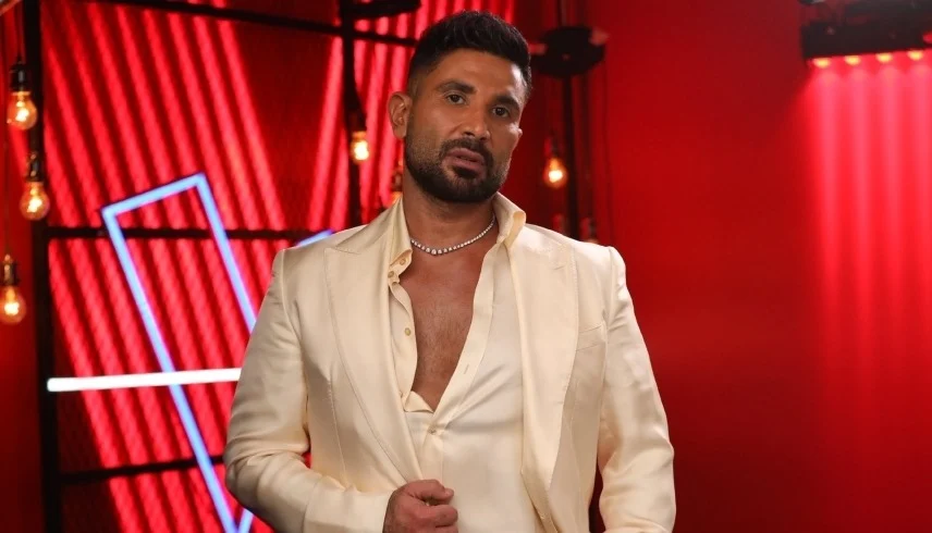 25 أغنية في 5 ألبومات ..  مشروع غنائي "غير مسبوق" لأحمد سعد