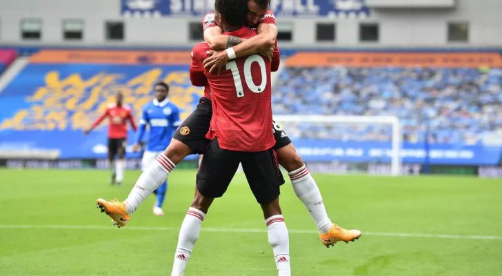 يونايتد يخطف فوزا مثيرا وإيفرتون يتصدر مؤقتا الدوري الانجليزي