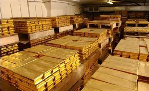 الذهب باعلى مستوياته من شهرين  