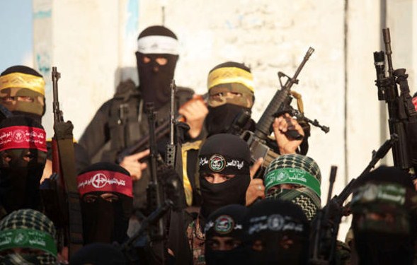 الفصائل الفلسطينية ستشارك النظام السوري لإخراج داعش من اليرموك