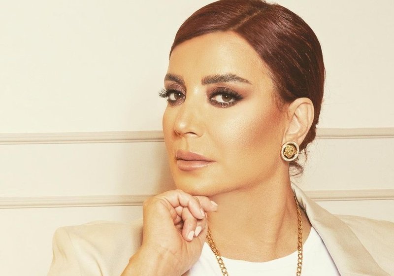 بالصور ..  نجمات اعترفن بحاجتهن للطبيب النفسي بسبب صعوبات الحياة وأحدثهن شكران مرتجى
