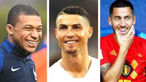 بالفيديو ..  شاهد لقطات مضحكة ومحرجة مع اللاعبين خلال كاس العالم 2018 