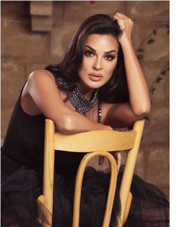 بالصور - نادين نسيب نجيم تكشف للمرة الأولى عن موهبة ابنتها الفنية
