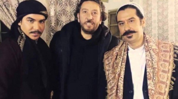 باب الحارة يغلق بابه