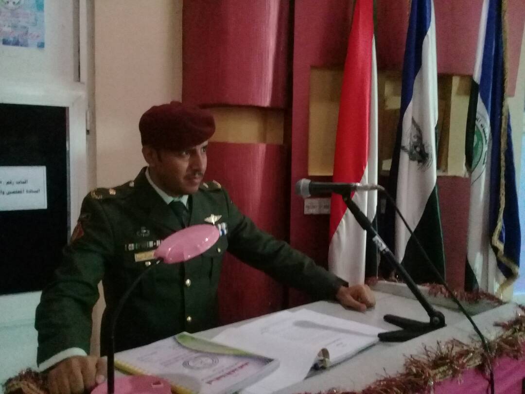 ال الرزاز يهنئون الرائد علي الدلابيح 