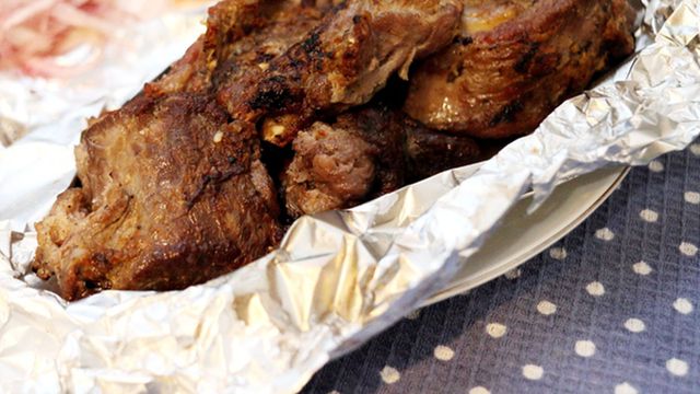 طريقة عمل لحم بالفرن بالقصدير