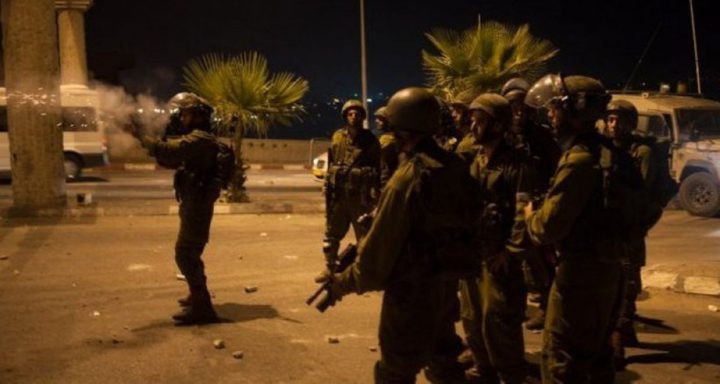 قوات الاحتلال تقتحم بلدة الرام شمال القدس واندلاع مواجهات مع فلسطينيين