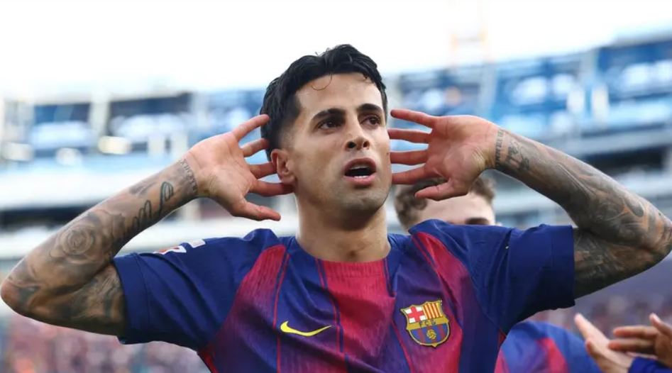 برشلونة يعلن تعاقده مع كانسيلو