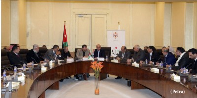 وزارة الشباب ولجنة فلسطين النيابية تبحثان دعم اندية المخيمات