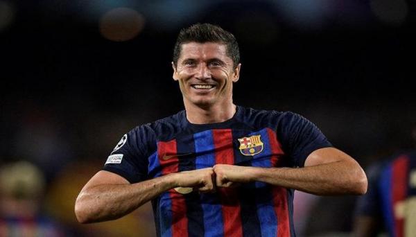 هل يتعرض ليفاندوفسكي لغضب جماهير بايرن ميونخ ضد برشلونة؟