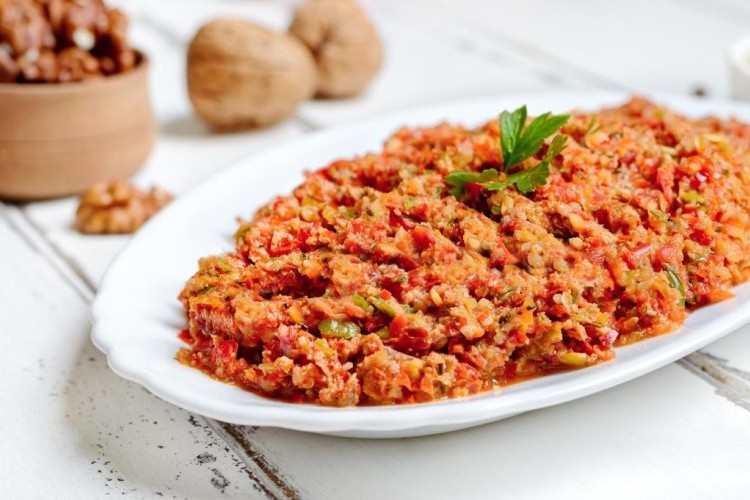 سلطة إزمي التركية