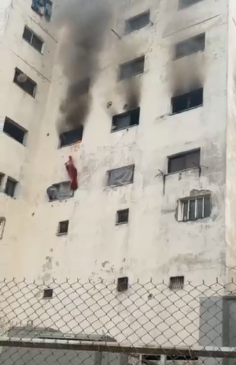 بالفيديو ..  الدفاع المدني يتعامل مع حريق شقة وسط مدينة إربد