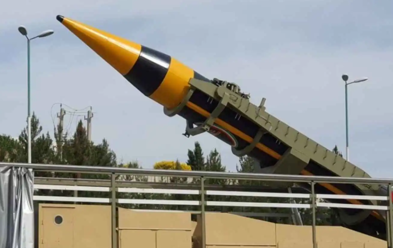 الحرس الثوري الإيراني: استخدمنا في هجماتنا "صاروخ خرمشهر ٤" وماضون نحو توسيع الحرب