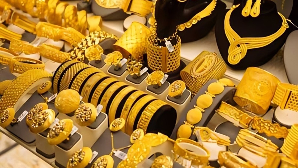الذهب يواصل انخفاضه محليا ويسجل 81.70 دينارا