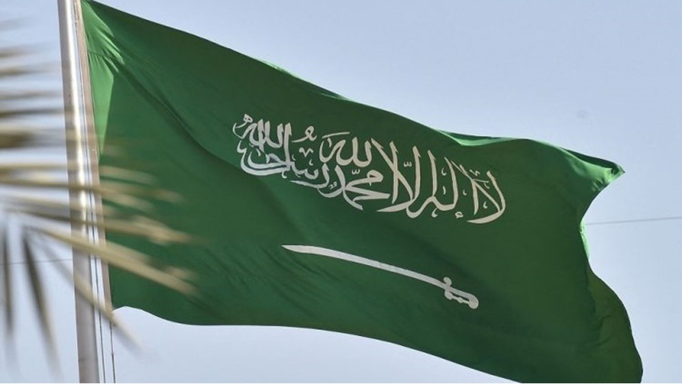 السعودية ..  اعتراض وتدمير صواريخ باليستية أطلقها الحوثيون تجاه الجنوب