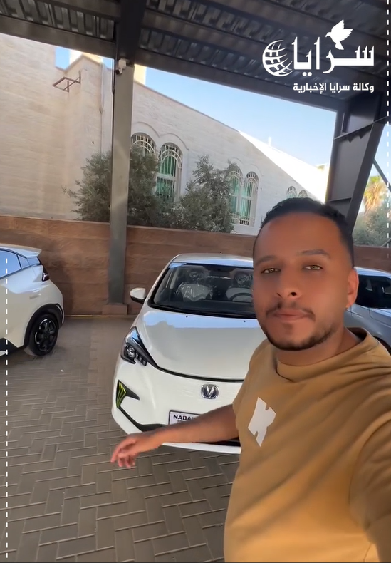 بالفيديو  ..  صاحب معرض سيارات يوضح: هذه المركبات ارتفع سعرها بعد قرار الحكومة
