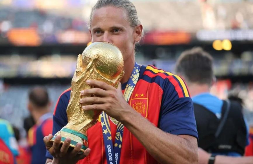 مفاجأة ..  ماركوس يورينتي يعلن اعتزاله اللعب الدولي مع منتخب إسبانيا