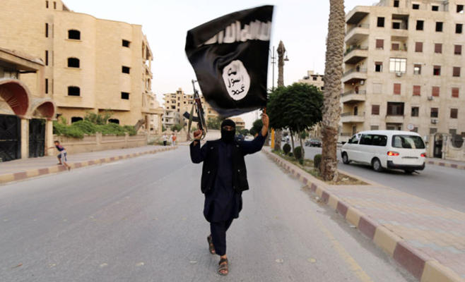 إربد: محاكمة متهم عثر على راية "داعش" فوق سطح منزله
