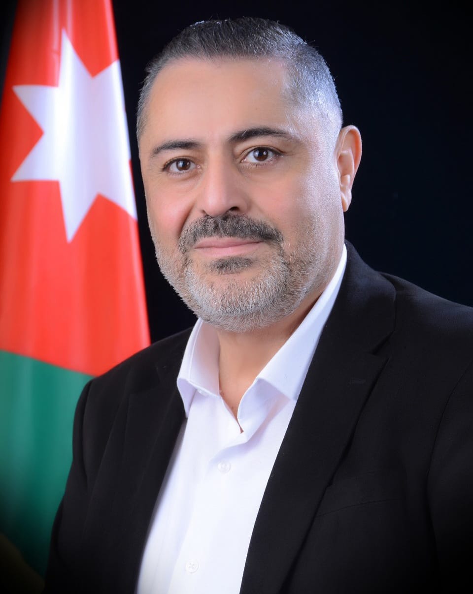 رئيس بلدية الزرقاء السابق المومني لـ"سرايا": الاتهامات ضدي اغتيال للشخصية والبلدية من الأوائل بالنزاهة ..  وثيقة