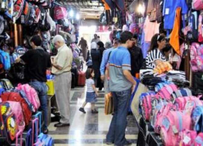تفاصيل إخلاء سبيل مواطن بعد سرقة «زي مدرسي» لابنته: «هي ملهاش حق تفرح؟»