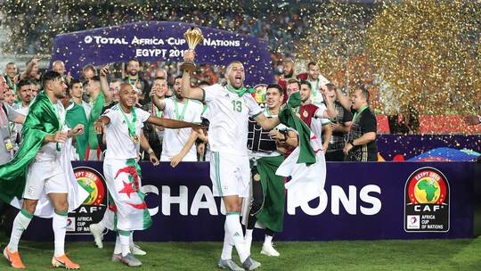 البطل يتأهب ..  مدرب منتخب الجزائر يكشف عن قائمته لكأس أمم إفريقيا