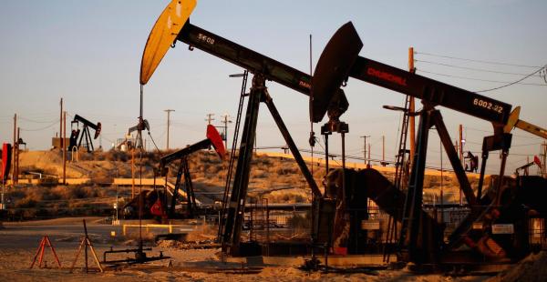 أسعار النفط تتجه لتسجيل خسارة أسبوعية