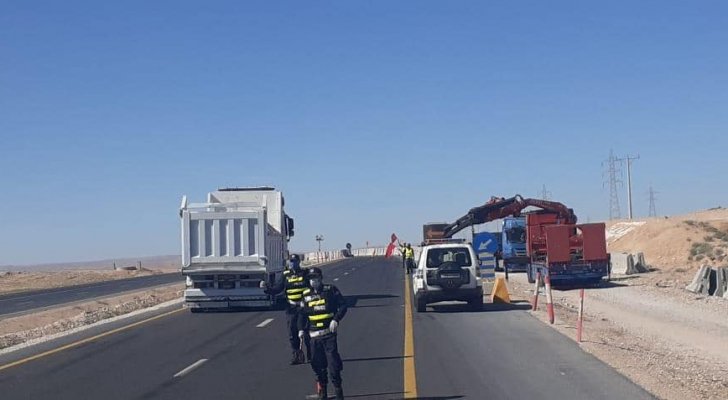 ضبط مركبات تسير بسرعات جنونية