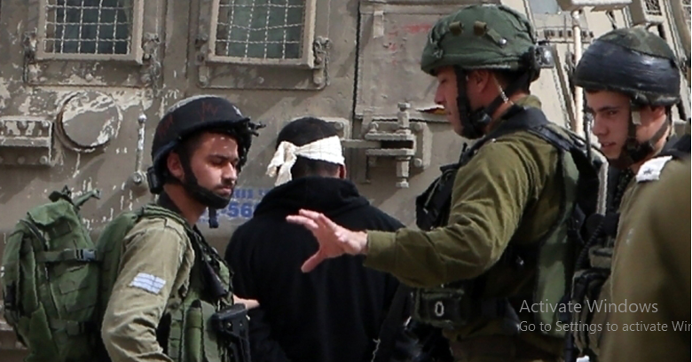 الاحتلال يعتقل 10 فلسطينيين ويغلق مداخل أريحا