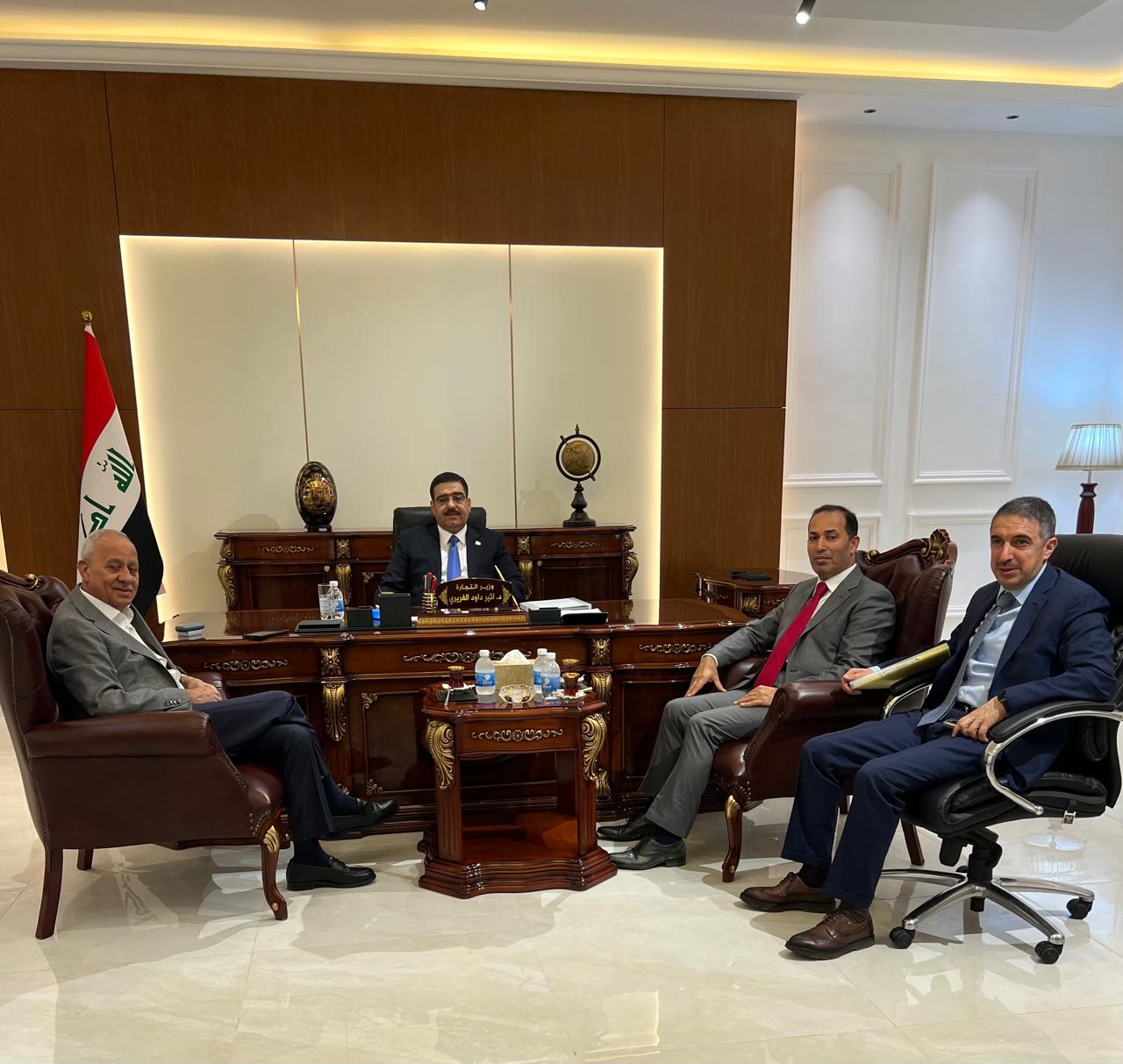 مشاركة صناعية فاعلة في منتدى أعمال الطاقة العراقي الأردني  ..  الجغبير: وفد صناعي يلتقي وزراء ويبحث تعزيز التبادل التجاري مع العراق