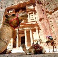 إلغاء حجوزات سياحية للأردن خشية تداعيات "الضربة"