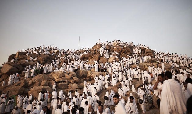 "الأضحى" اليوم ..  مليونا حاج أدوا الركن الأعظم