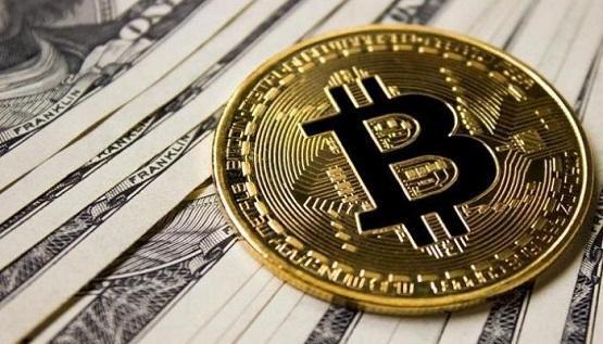 خبير يتوقع تخطي بيتكوين حاجز المليون دولار خلال أعوام
