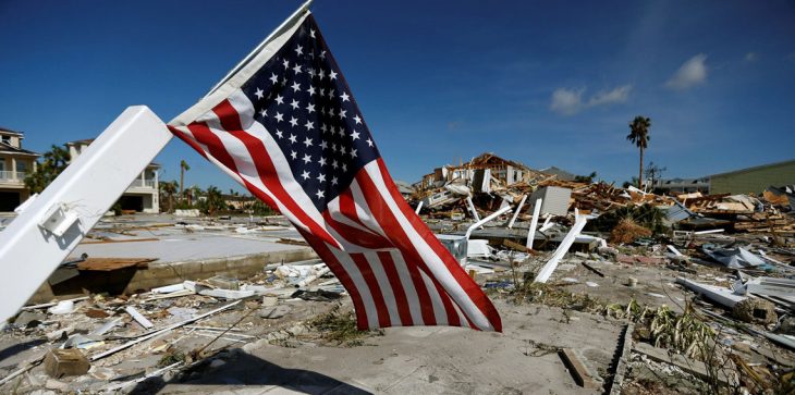 بالصور ..  الإعصار "مايكل" يخلف الموت والدمار في فلوريدا 