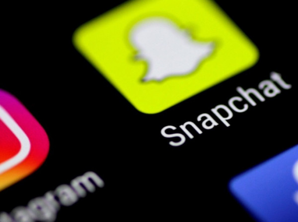 سناب شات ينمو بشكل أسرع من فيسبوك و تويتر
