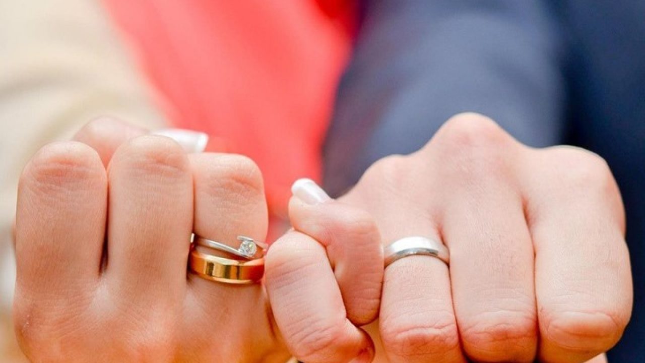 تفسير الخطوبة في الحلم لابن سيرين