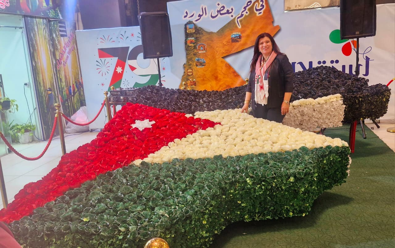  الدكتورة ردينة بطارسة تهنئ بمناسبة عيد الاستقلال 