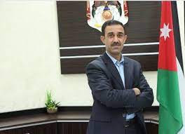 الوطن يحتاجنا