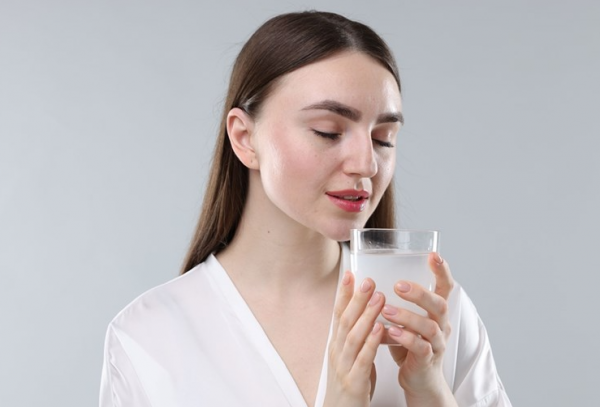 عززي امتصاص الكولاجين وحققي أقصى فائدة للبشرة والشعر  ..  بهذه الطريقة