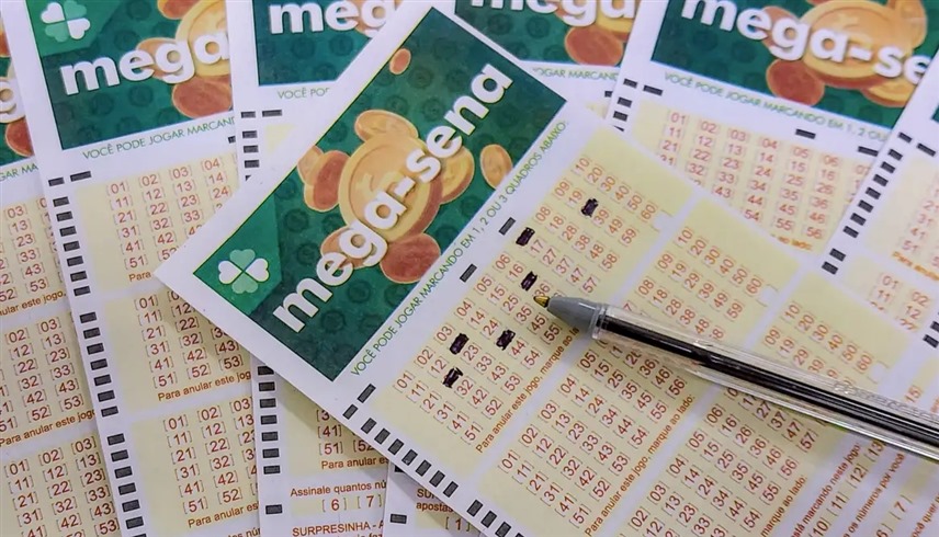 بعد فوزه بـ32 مليون دولار ..  برازيلي يموت بسكتة قلبية!