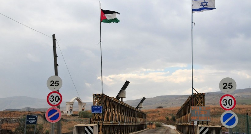 توقيف 5 اسرائيليين دخلوا الاراضي الاردنية بـ"الخطأ" ويعيدهم بعد التحقيق معهم