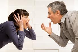 كيف يواجه الرجل عناد زوجته الدائم ؟