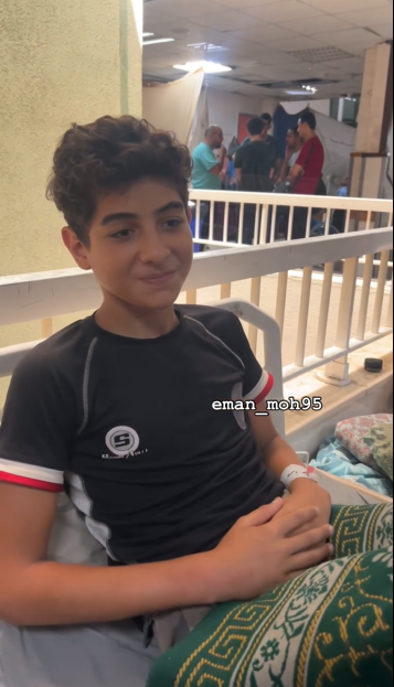 "أحمد" ذهب لإحضار جثمان والدته الشهيدة من منطقة وادي غزة  ..  ما هي رسالته للعالم ؟ فيديو 