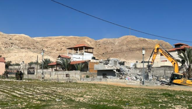 هدم 4 منازل واخطار بهدم 4 أخرى في قرية الديوك التحتا غرب أريحا
