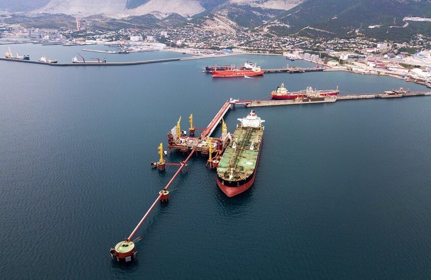 إرسال أول شحنة نفطية من فنزويلا إلى الاحتلال لأول مرة منذ ٢٠٢٠