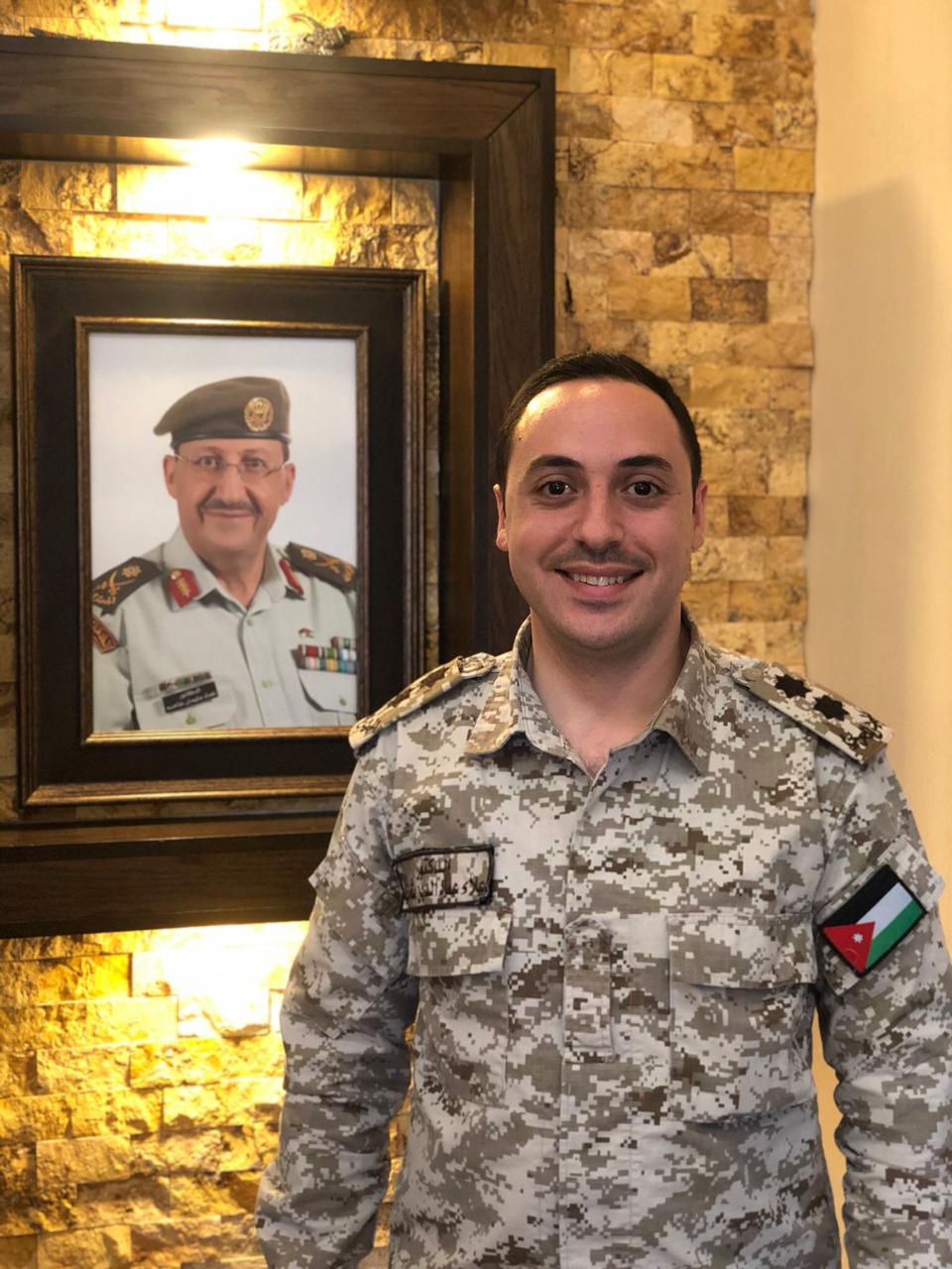 الطبيب علاء عماد عثامنه,,مبارك الترفيع 
