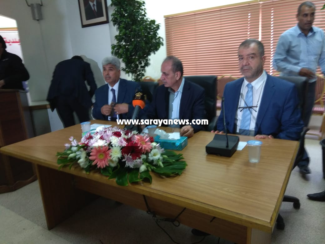 بالفيديو  ..  مشادة كلامية بين خوري و ابو السكر  ..  الوزير المصري : اجبرتوني على الحديث بالسياسة