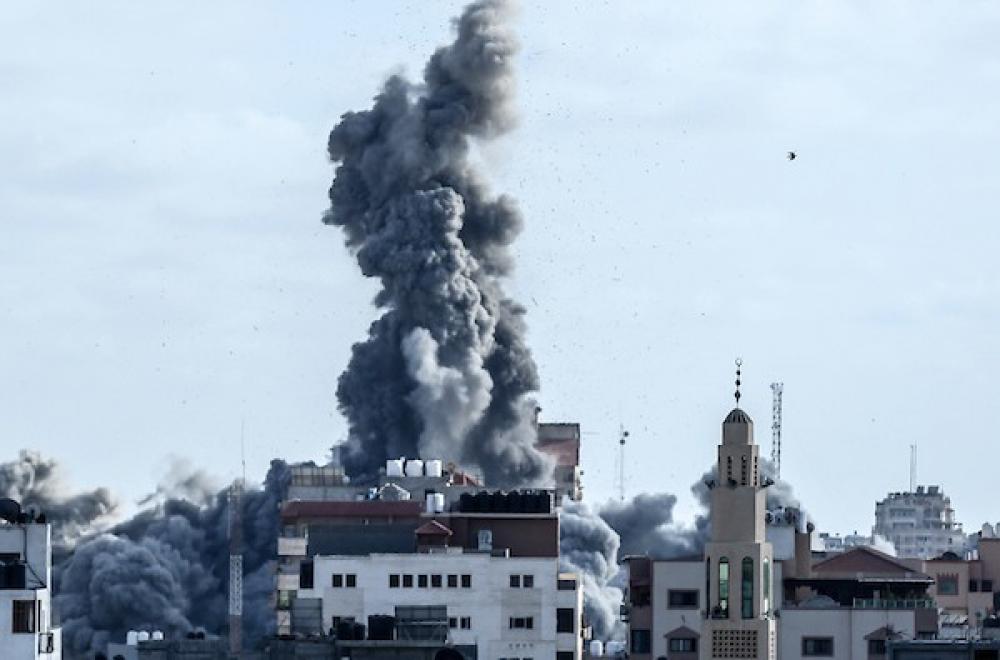 "السلطة الفلسطينية" تحذر من عدوان وشيك على قطاع غزة
