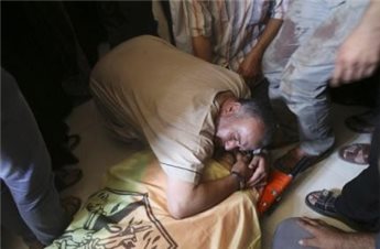 انتشال جثماني شهيدين من خزاعة