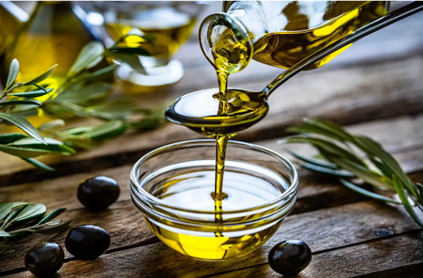 مضمض فمك يومياً بزيت الزيتون وراقب النتيجة