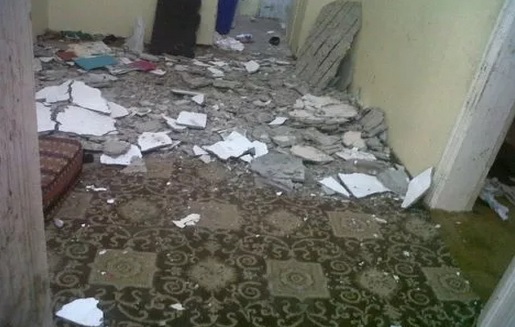 سقوط أسقف 4 منازل في مخيم حطين